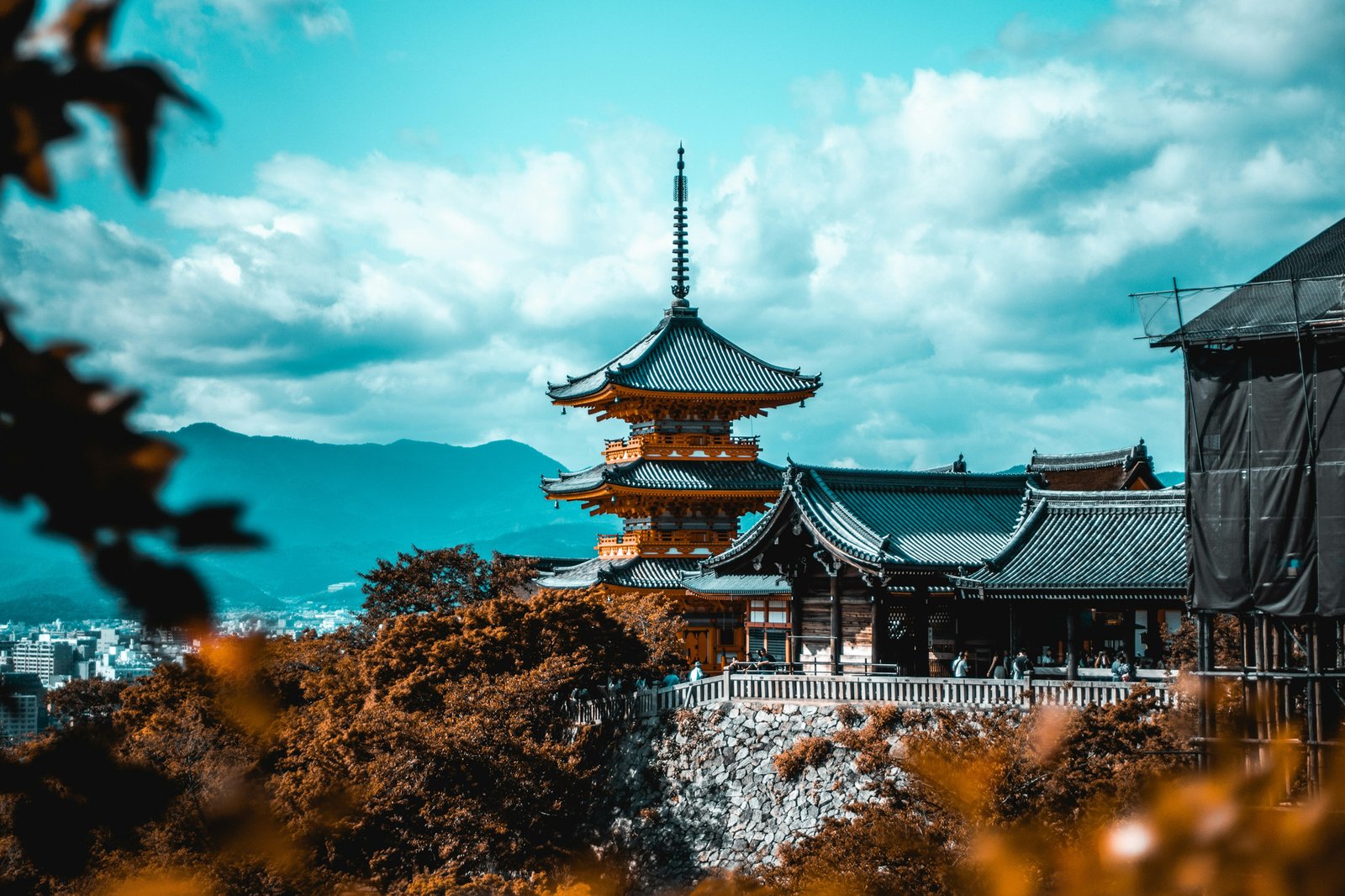 Iconic pagoda of the Kiyomizu-dera temple - Kyoto, Japan